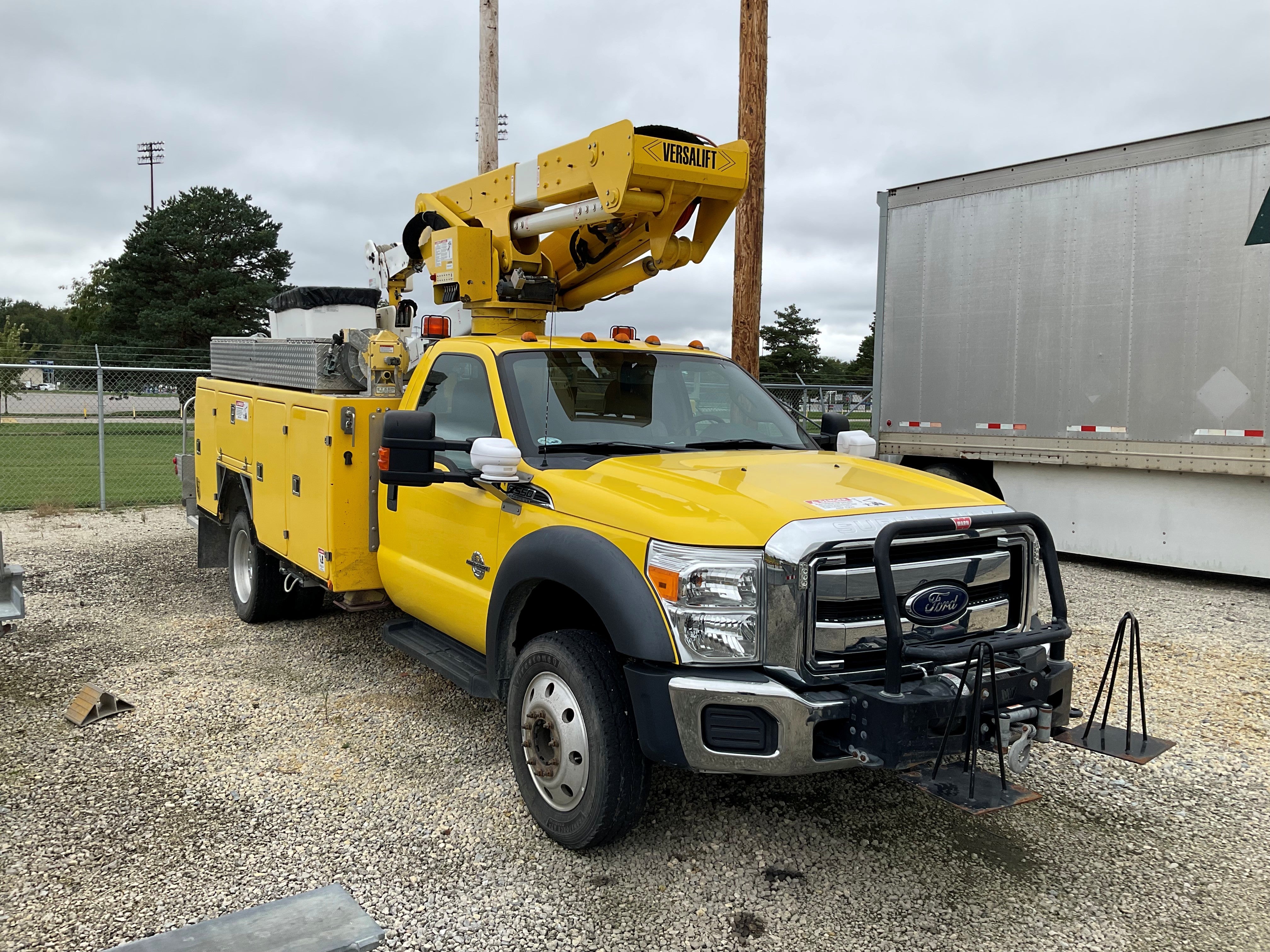 Bucket Truck