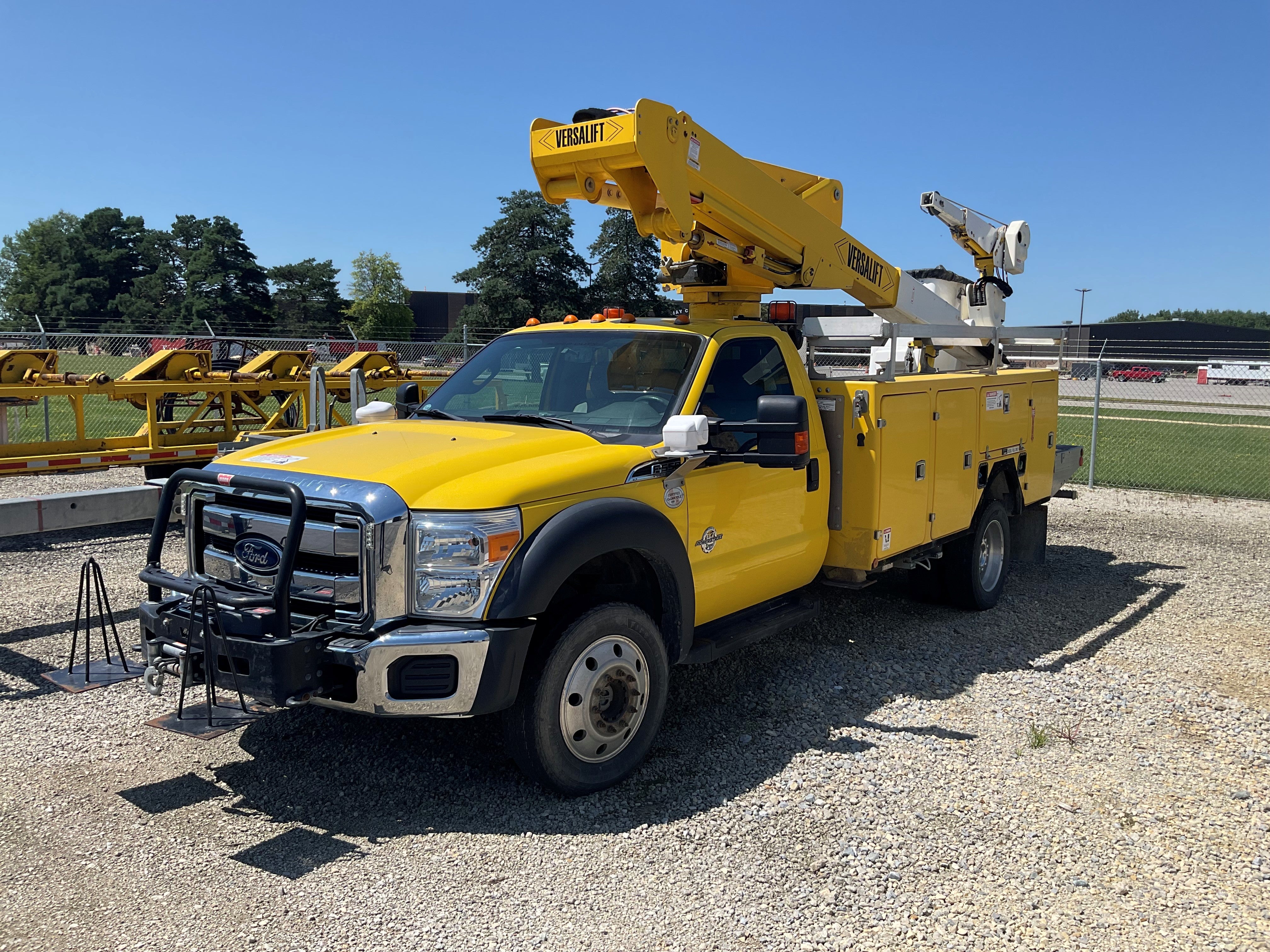 Bucket Truck Auction